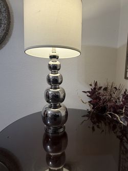 Beautiful Set Of Table Lamps 