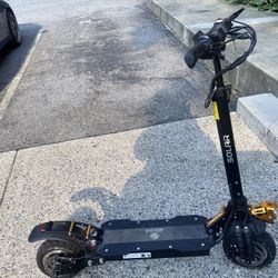 Solar P1 2.0 Electric Scooter