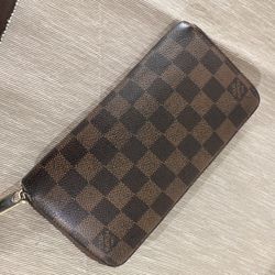 Louis Vuitton Wallet 