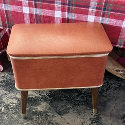 Vintage Mid Century Burlington Hawkeye Sewing Storage Bench / Stool
