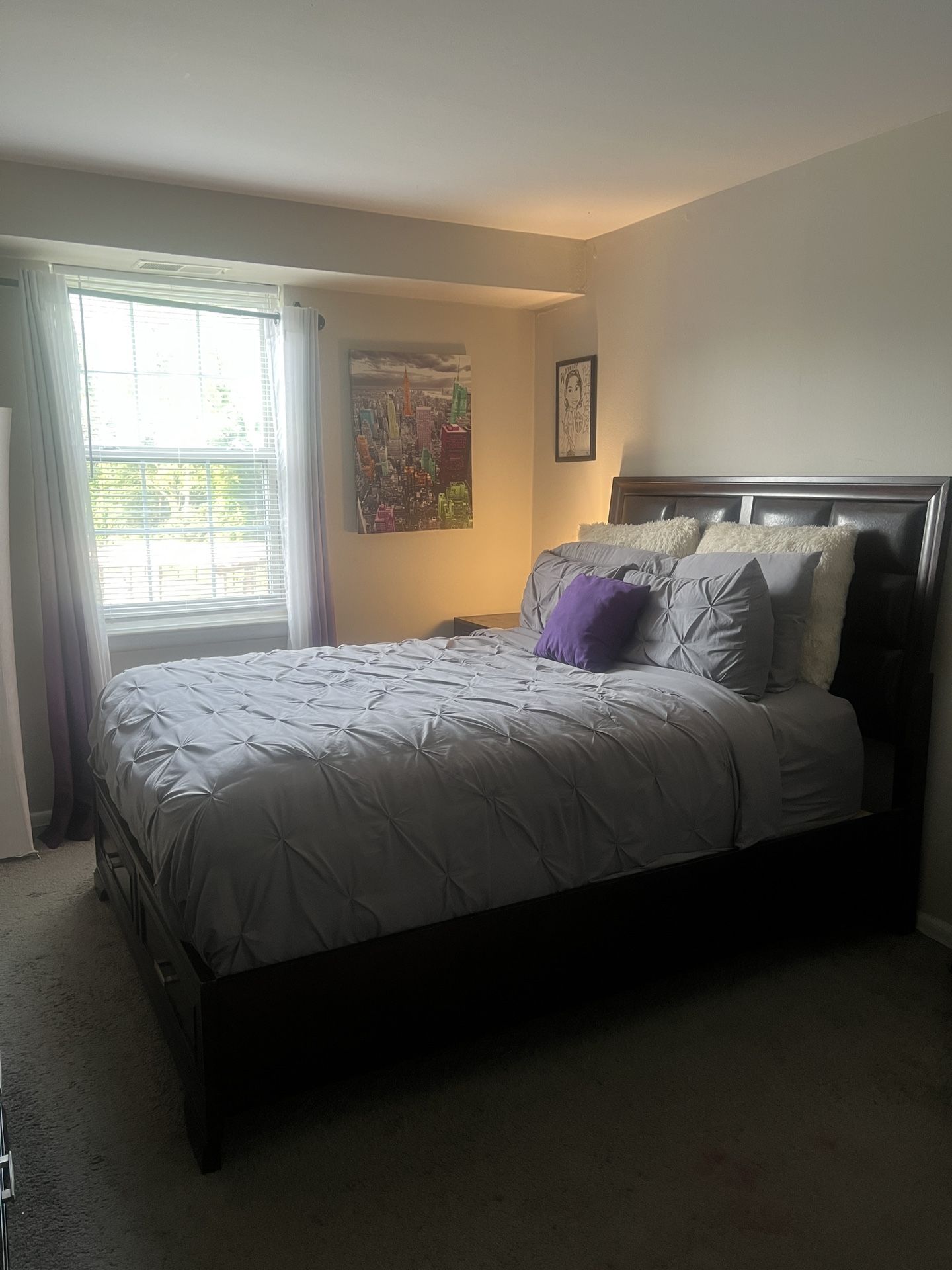 Queen Size Bed Room Set