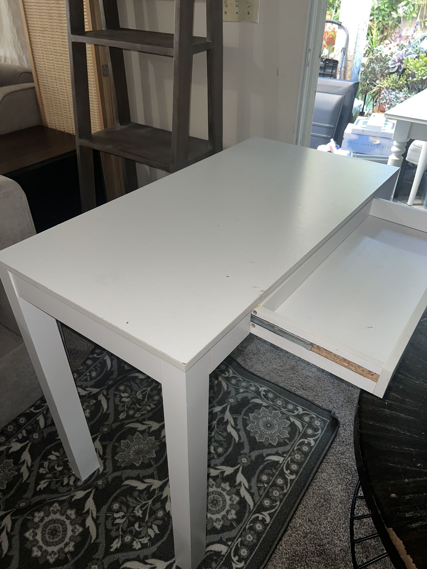 Table Desk