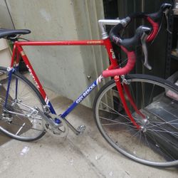 VINTAGE EDDY MERCKX CORSA EXTRA COLUMBUS SLX ROAD BIKE 2O SPEED. SHUMANO ALTEGRA FRONT AND REAR DERAULLEUR., SHUMANO ALTEGRA FRONT AND REAR BRAKES,  M