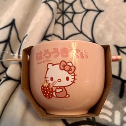 Hello Kitty Strawberry Ramen Bowl 