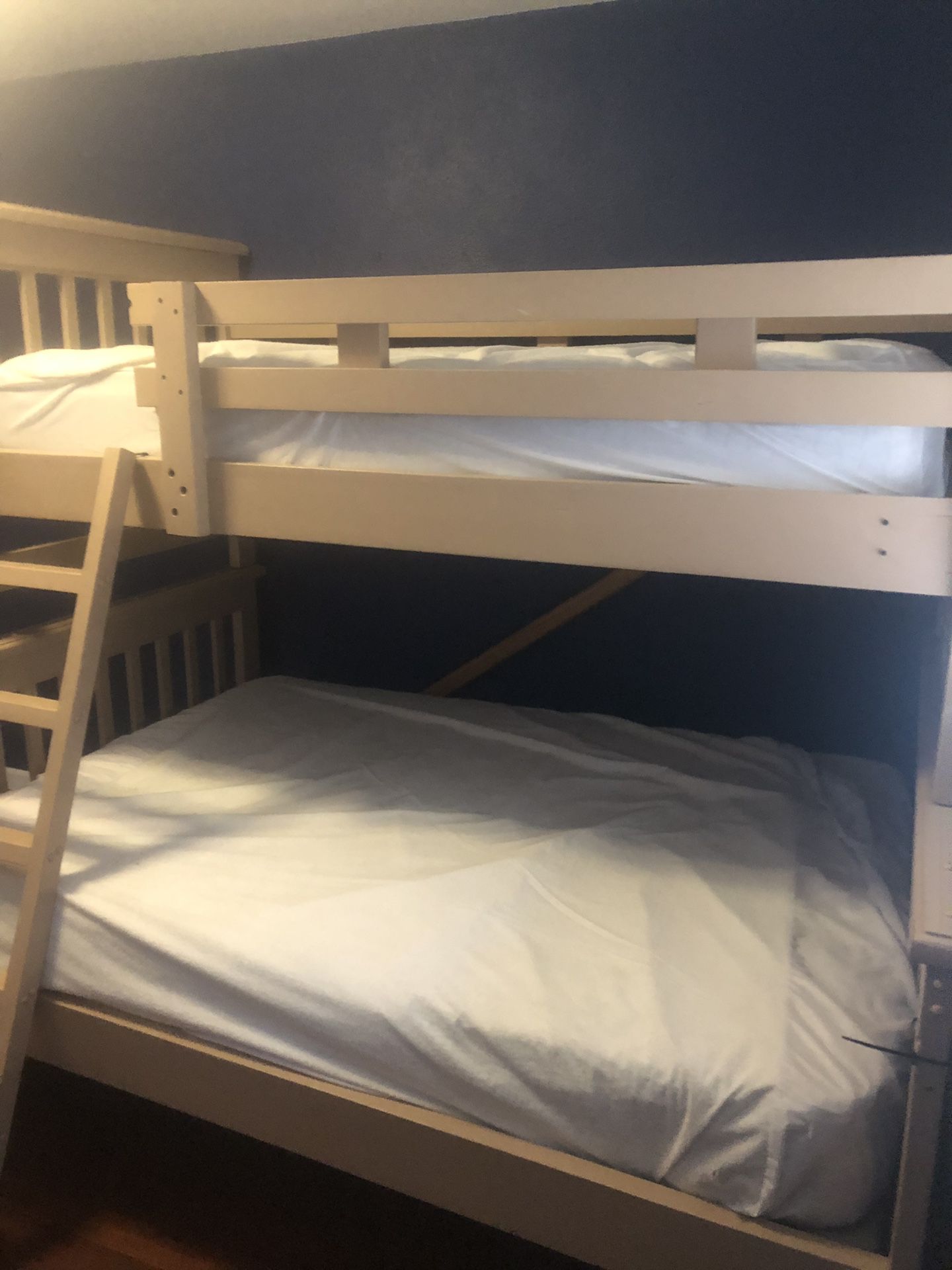 Children’s bunk bed