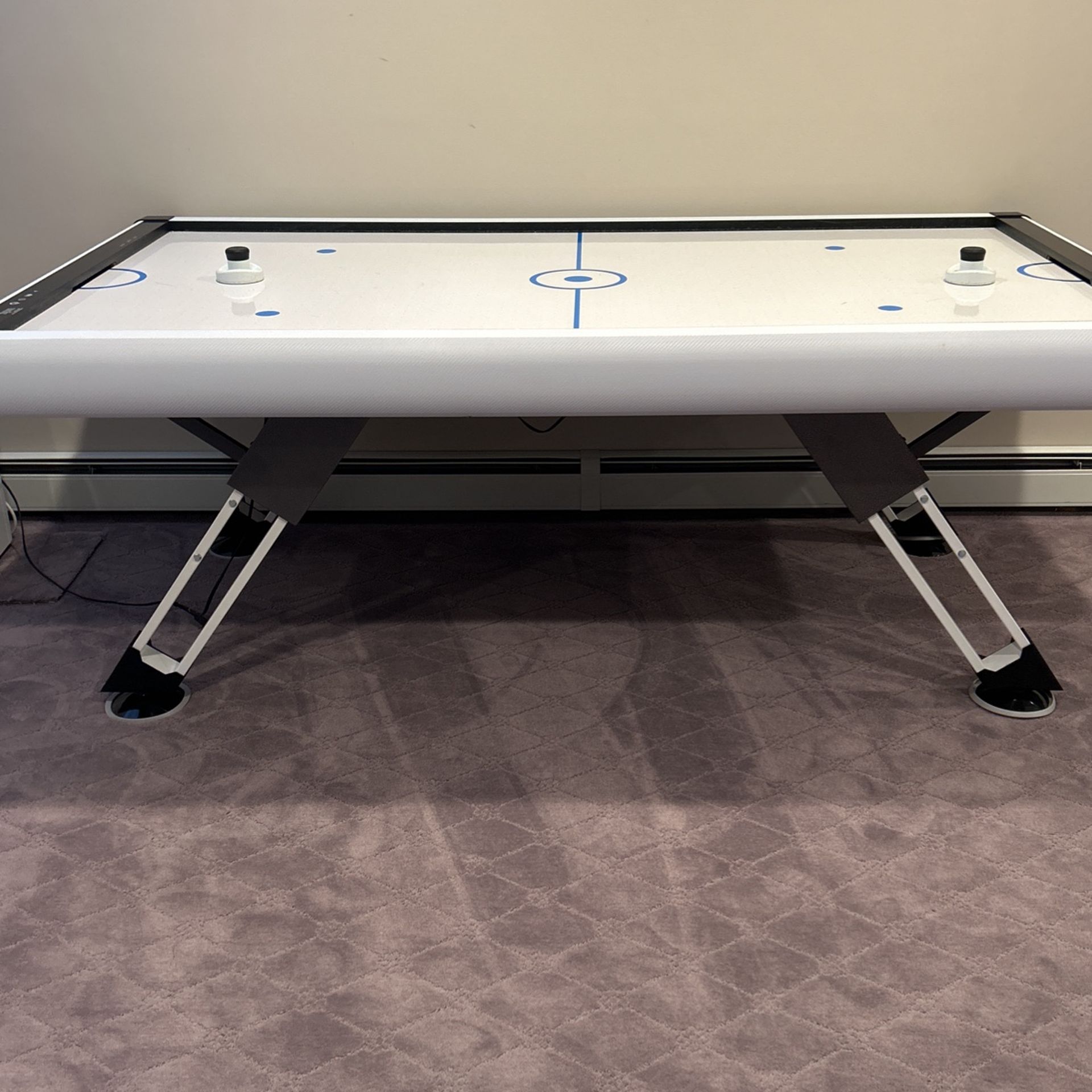 Air Hockey Table