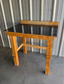 Heavy Duty Wood Workbench – Black Diamond Plate Top – Garage Workshop