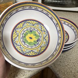 Plastic Flower  Bowls