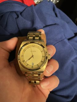 Nixon Watch
