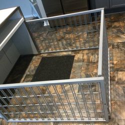 Pet Enclosure 
