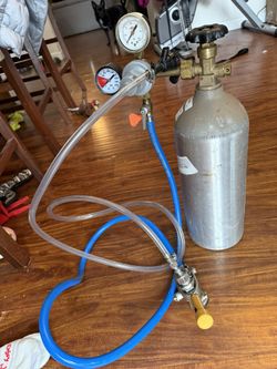 5lb C02 Tank Beer Tap W/ Regulator Sankey Keg