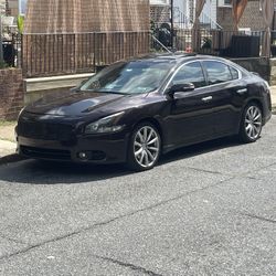 2010 Nissan Maxima