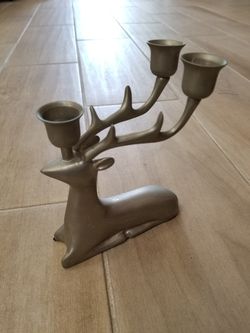 Metal candle holder