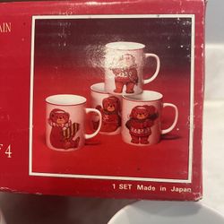 Vintage 80s 4 Christmas Santa Teddy Bears 8oz Coffee Tea Mugs Set Japan