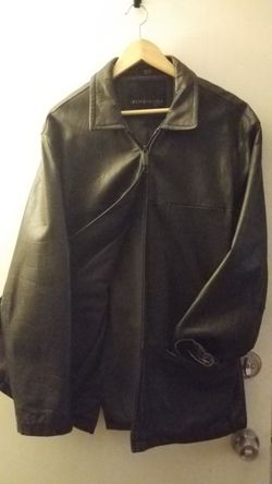 Kenneth Cole Black Leather, Lg