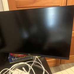 LG UltraFine UHD 27-Inch 4K UHD 2160p Computer Monitor 