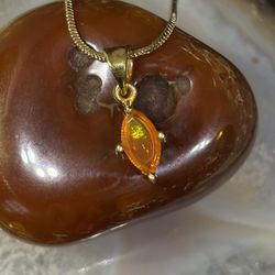 A Blaze Mexican Fire Opal Marquise Cut 18k Gold 4-Prong Necklace