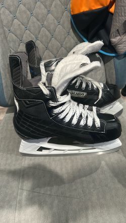 Brand New Bauer Hockey Skate