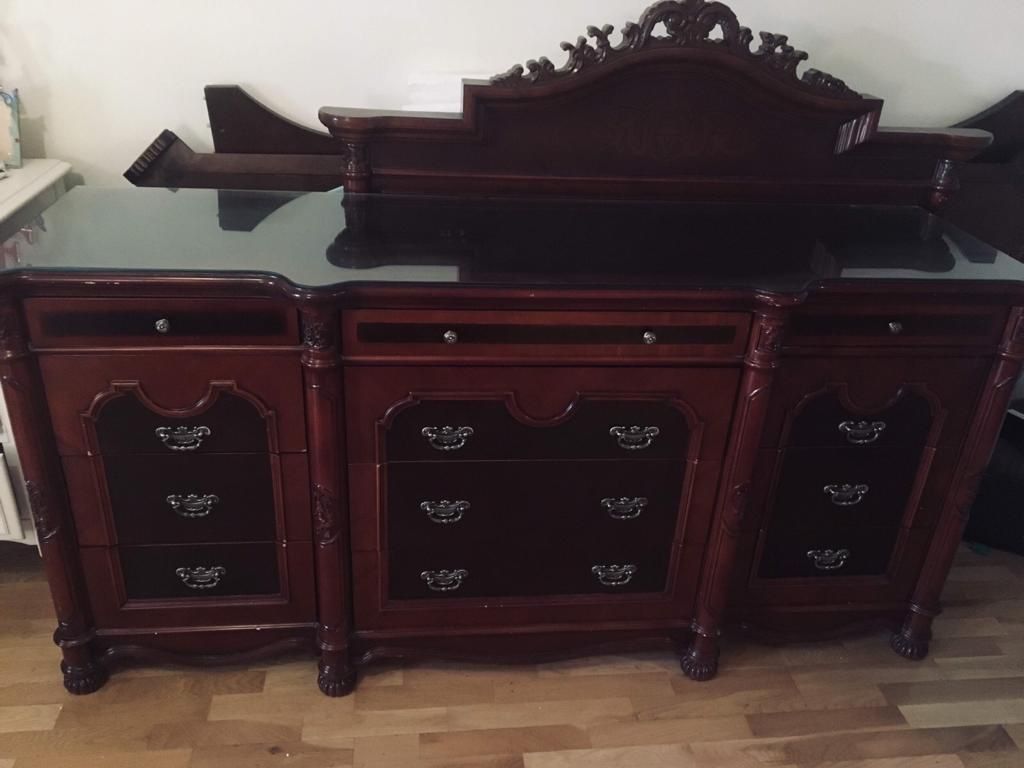 Intricate 2 tone wood bedroom dresser, mirror, wardrobe & night table set