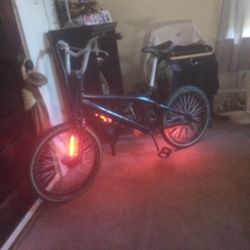 GT BMX With Red LED GLOW