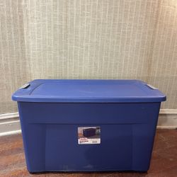 Sterilite 35 Gal Storage Container (Read Description)