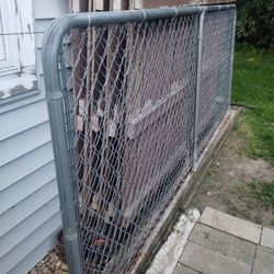 2 Kennel Panels 4x10