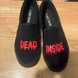 Hot Topic Dead Inside Shoes Size 9