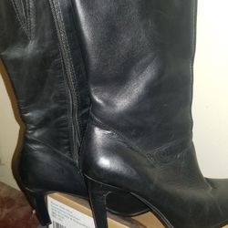 Black Heeled Boots