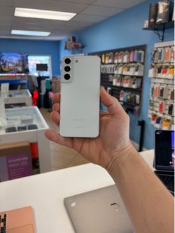 Samsung Galaxy S22 Unlocked like Brand New
