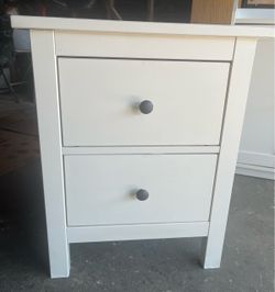 Nightstand Bedside Table