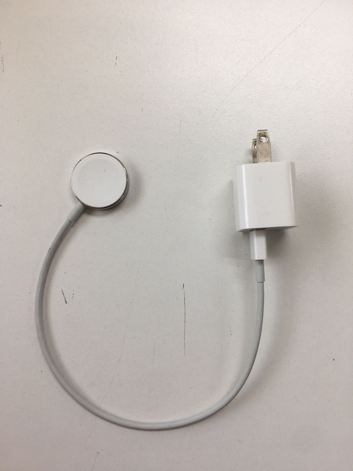 Apple Watch magnetic charger