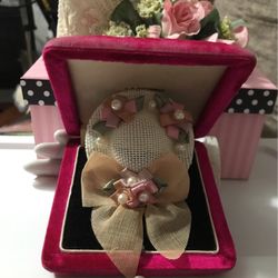 Pretty!!! Darling Cute !!! Girls Victorian Hat Hair Clip