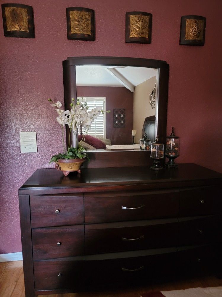 King Size Bedroom Set