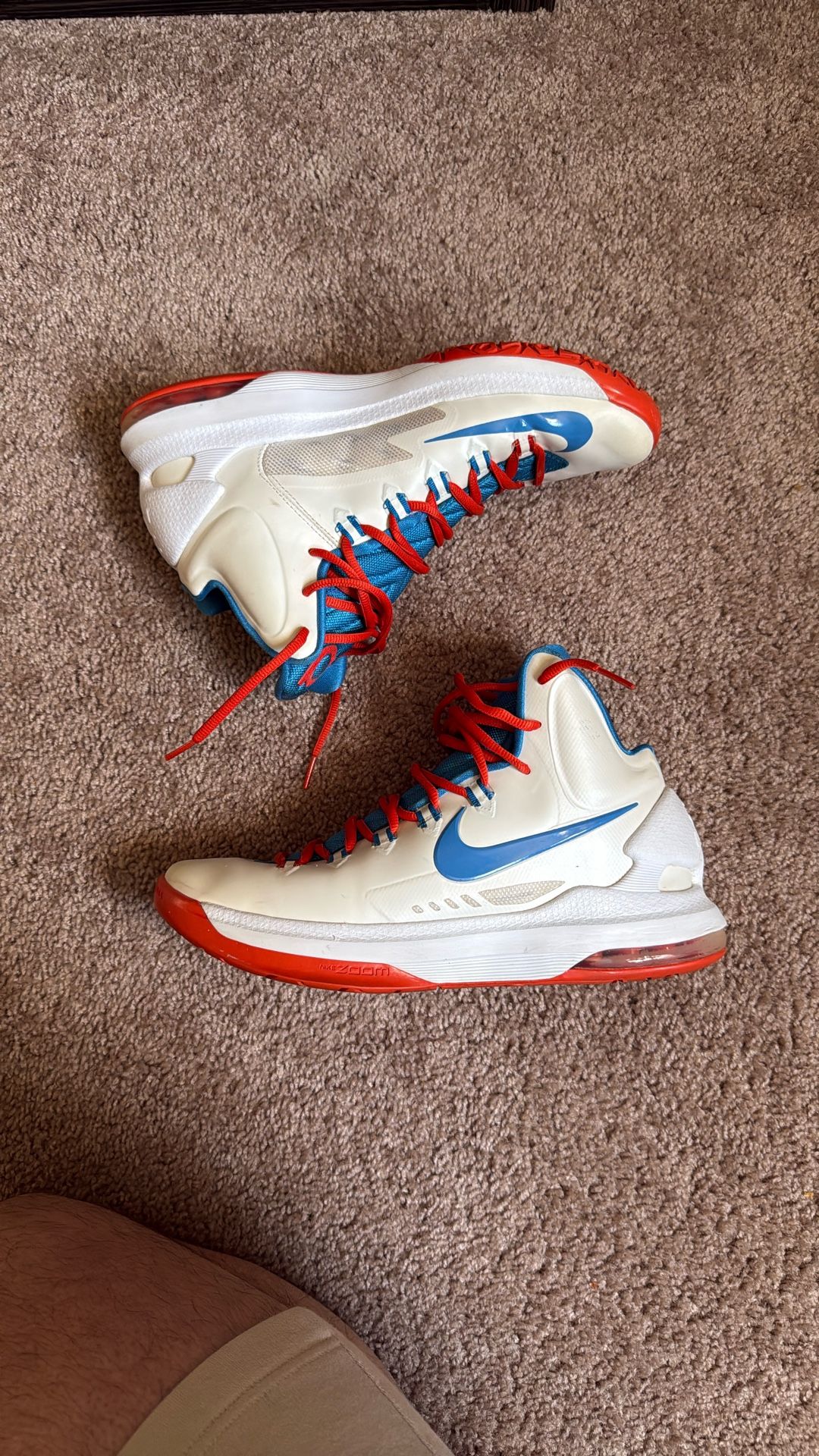 Nike Men’s KD V Size 9.5