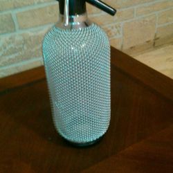 Seltzer bottle