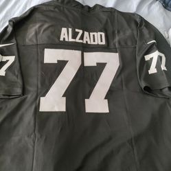 Raider Alzado Number 77