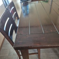 Wood Table With 5 Chairs 1 Bench Extra Piece To Make Table Wider