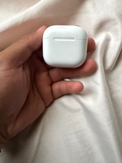 AirPods gen 4