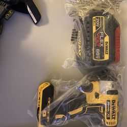 Brand New Dewalt Flexvolt Battery And Xr Impact 