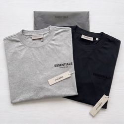 Essential T-shirts 