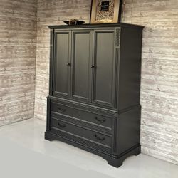 Drexel Dresser - Armoire - Wardrobe - Bedroom Set - Dresser Set 