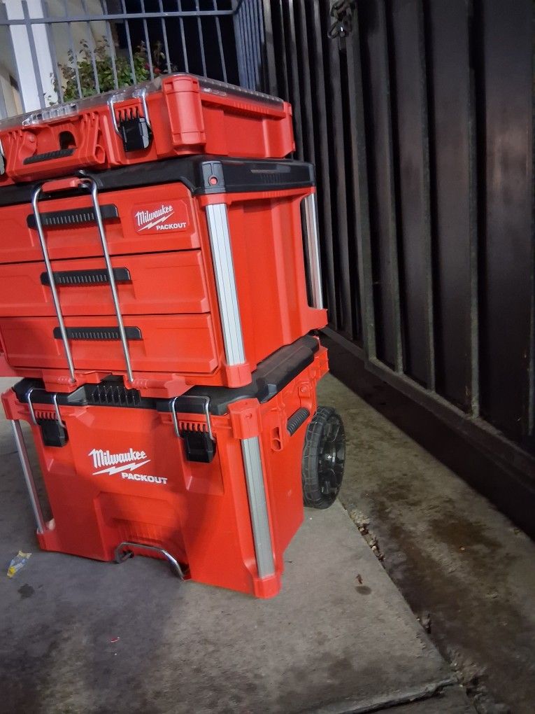 Milwaukee PACKOUT