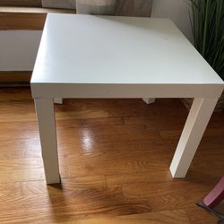 White End Table 