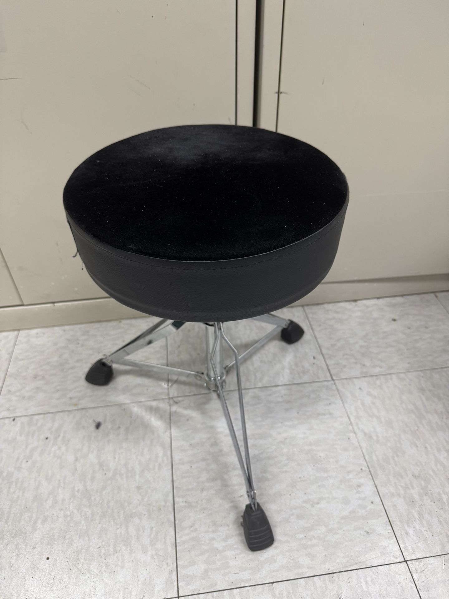 Drum Throne