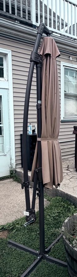 10”ft Steel Brown Crank Cantilever Patio Umbrella