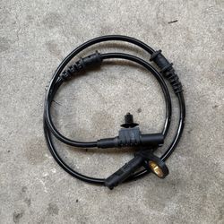 03-09 Mercedes-Benz CLS500 CLS55 AMG CLS63 E320 ABS Wheel Speed Sensor - Front Left/Right Side