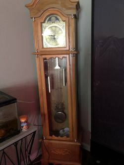 Grandfather clock it’s a very beautiful piece