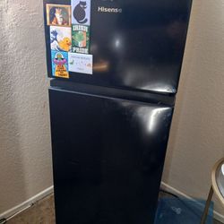 Mini fridge