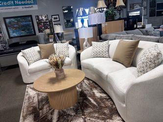 Elegant modern sofa set! 🚨🩷✨ Easy Financing!