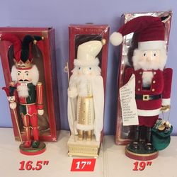 Nutcrackers READ DESCRIPTION 
